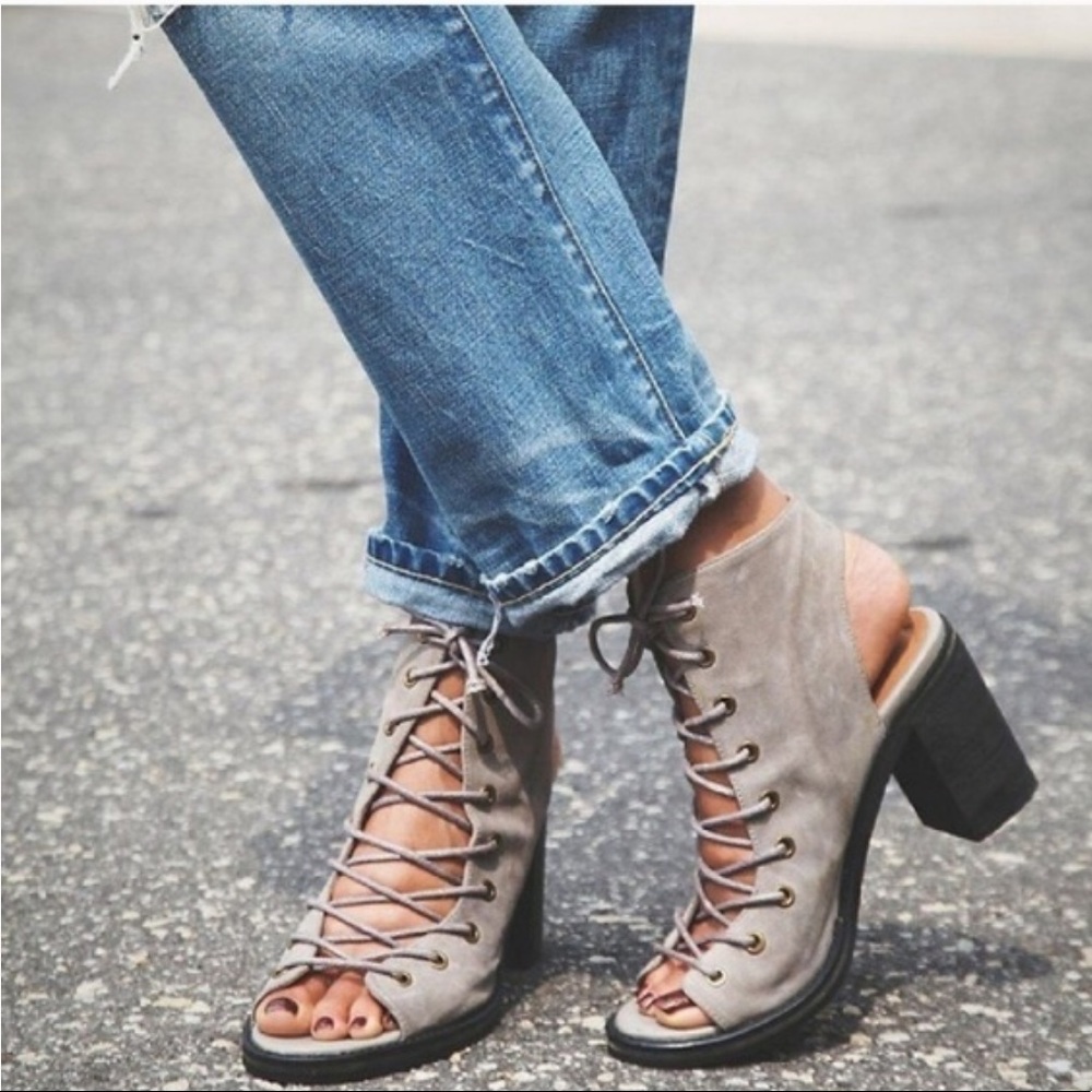 Jeffrey Campbell x Free People Minimal Nude Lace Sandal, Size 10